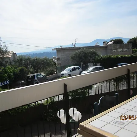 Fabron Apartmán *